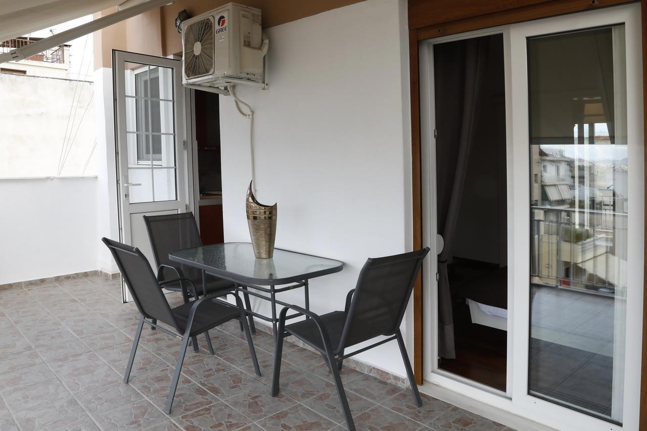 Apartamento Gazi Penthouse Atenas Exterior foto